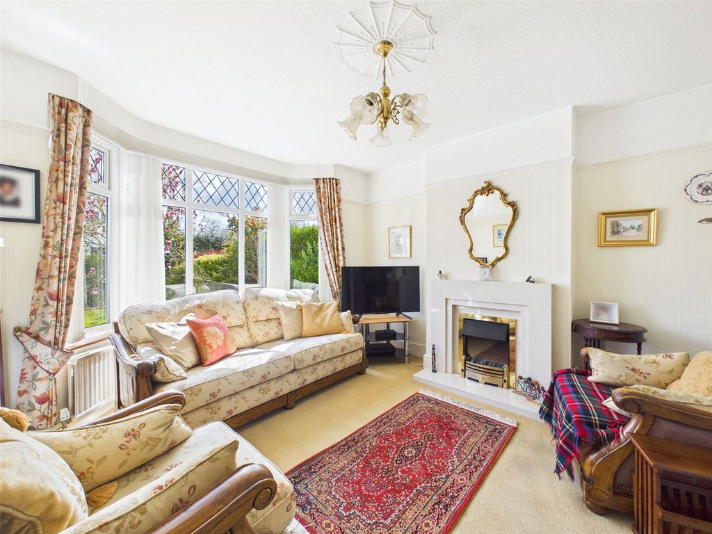 Property photo 2 of 19 Picture No. 09