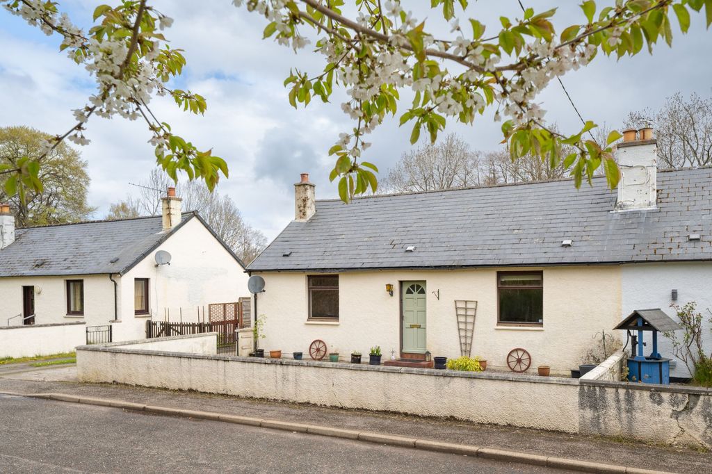 Property photo 1 of 33