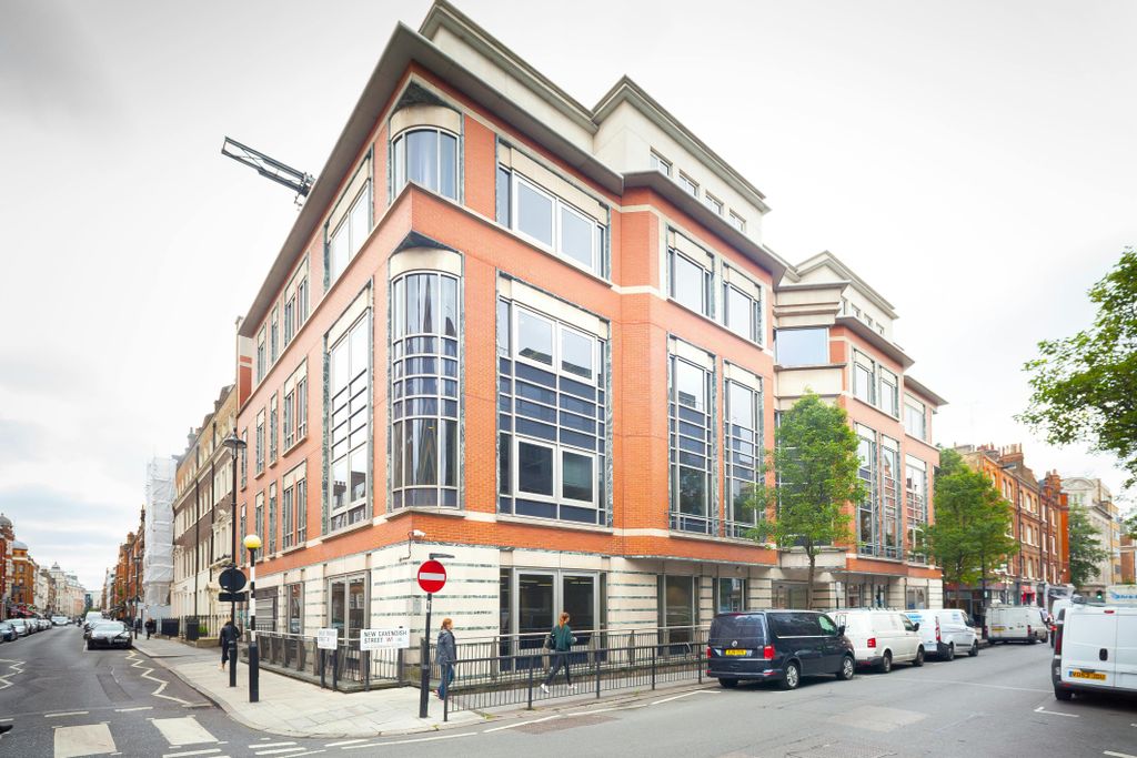 Property photo 1 of 6 Exterior  New Cavendish St.Jpg