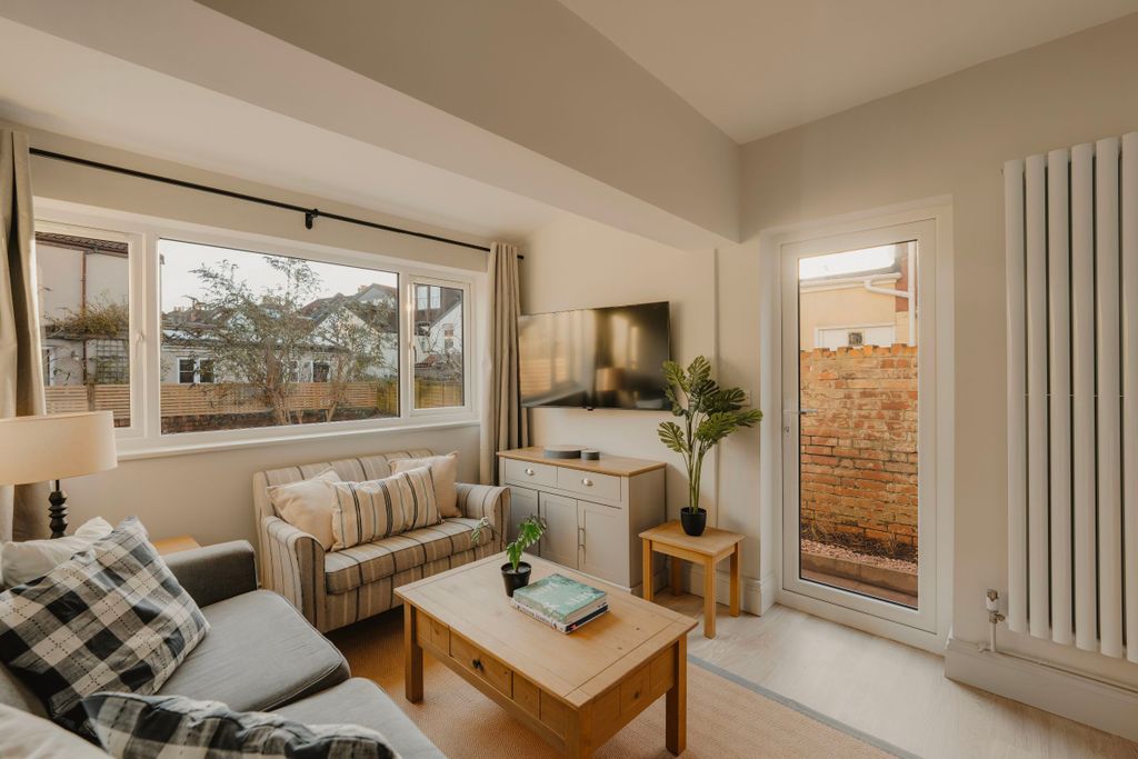 Property photo 1 of 55