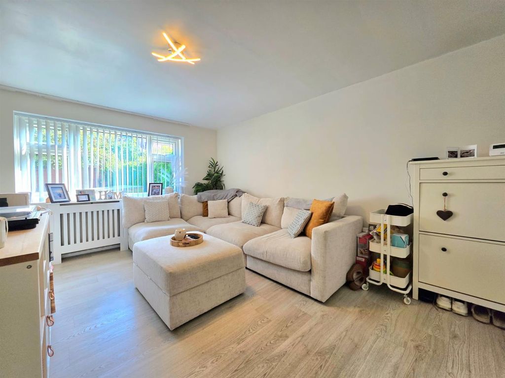 Property photo 2 of 18 Whatsapp Image 2026-04-02 At 15.42.16 (7).Jpeg