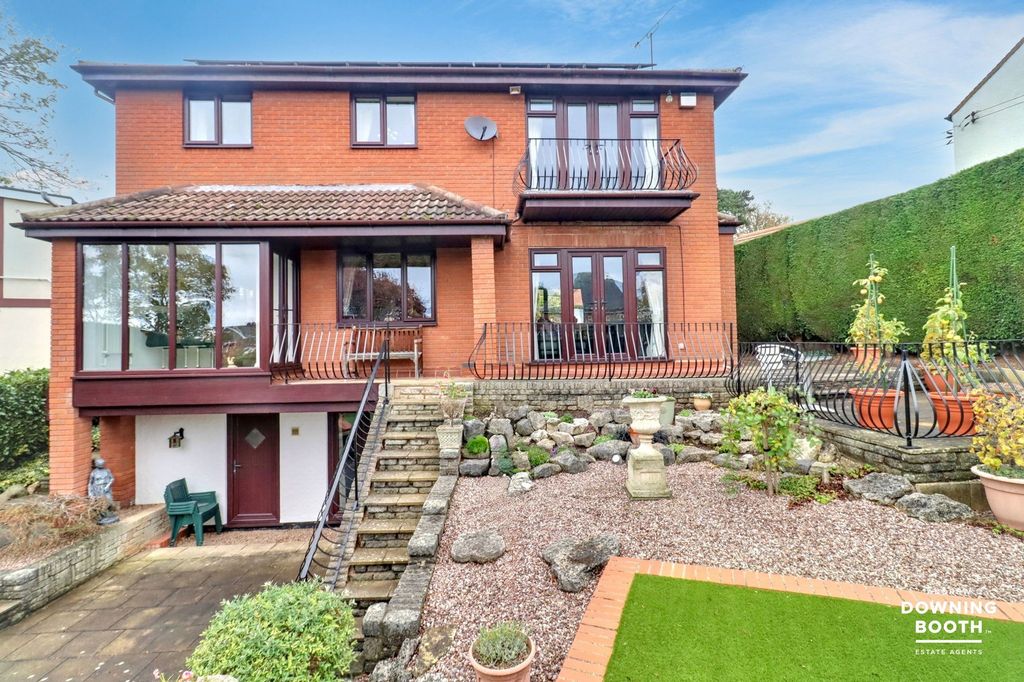 Property photo 1 of 51