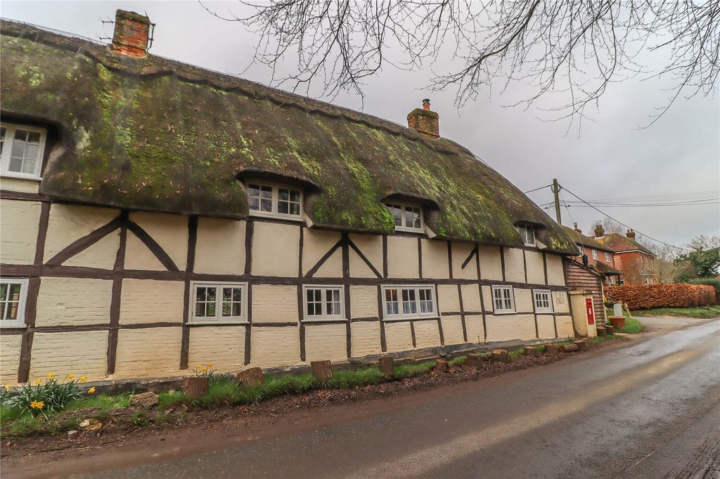 Property photo 3 of 16 Picture No. 23