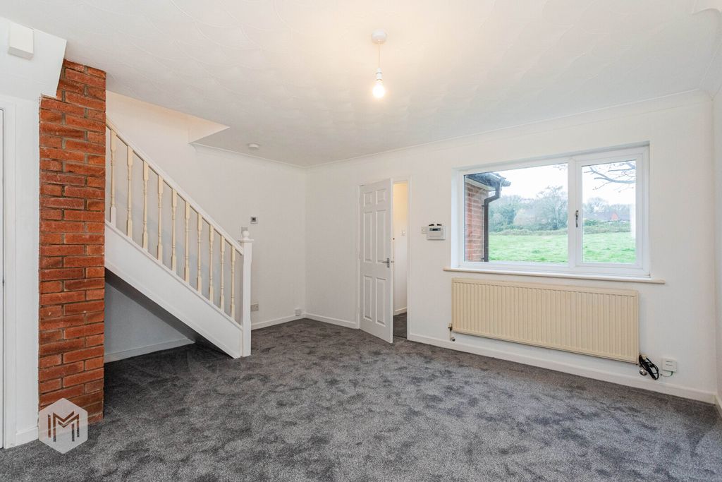 Property photo 2 of 20 Picture No. 14