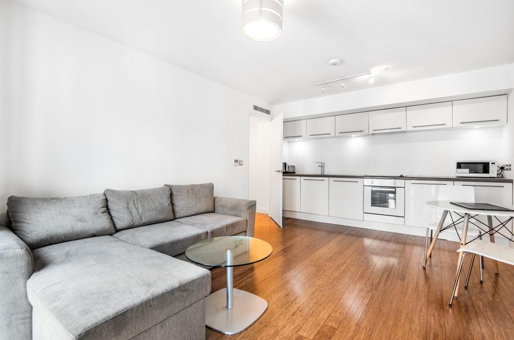 Property photo 2 of 7 701612 (2).Jpg