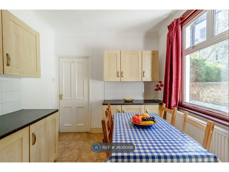 Property photo 2 of 12 Dining Room.