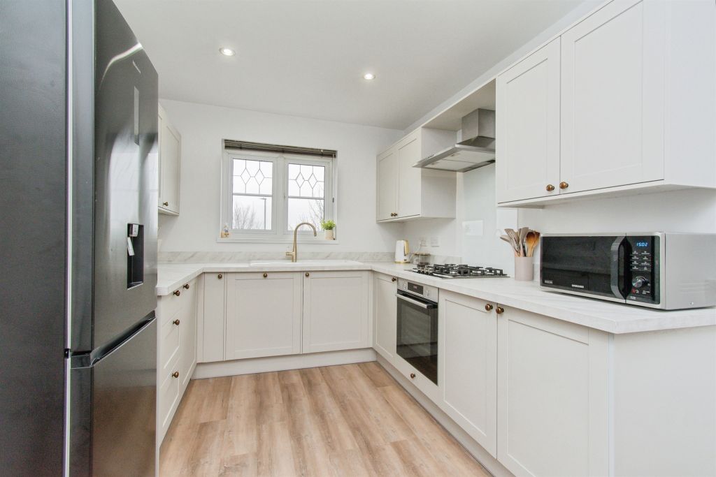 Property photo 3 of 23