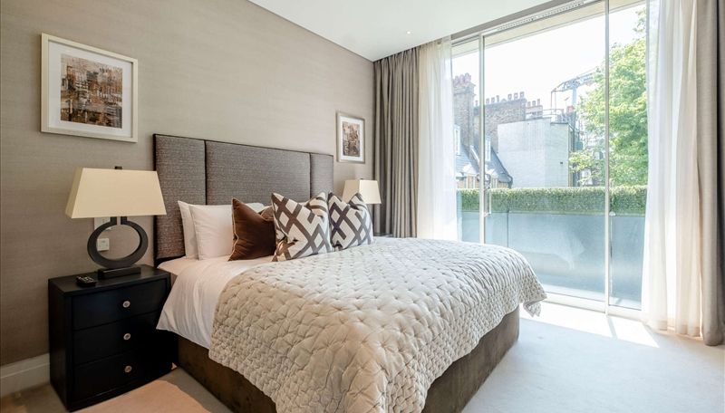 Property photo 2 of 23