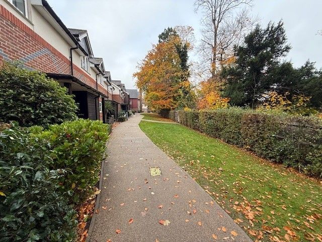 Property photo 2 of 3