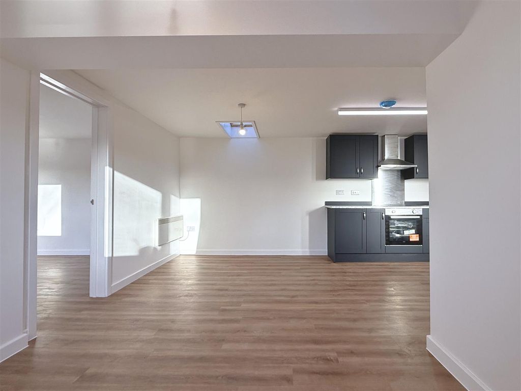 Property photo 3 of 7 Open Plan Living