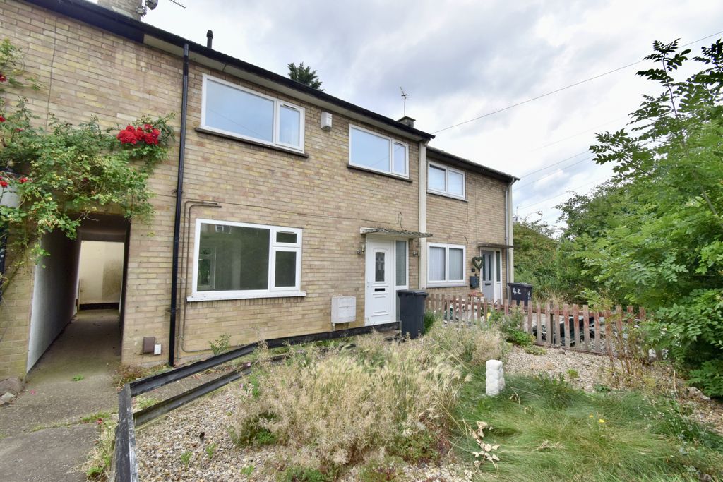 Property photo 1 of 9 Fastnet Road, Thurnby Lodge, Leicester, Leicestershire, Le5 2Pp