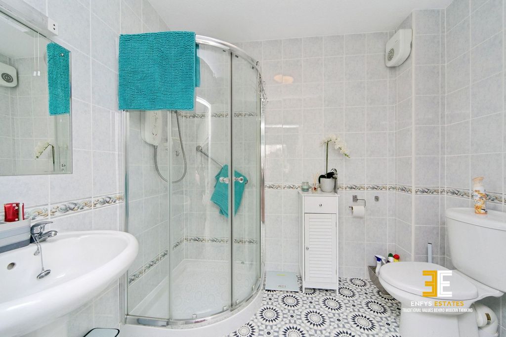 Additional image 12 of 2 bed flat for saleTrinity Crescent, Llandudno LL30