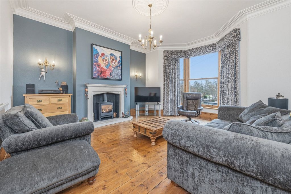 Property photo 3 of 17 Picture No. 03