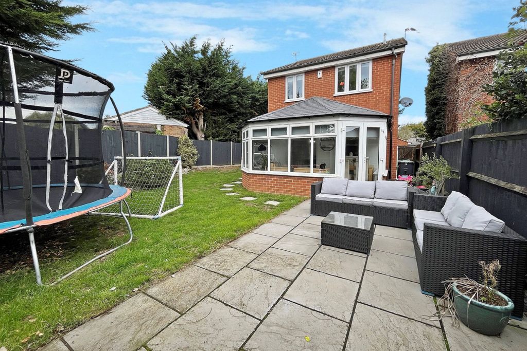 Property photo 2 of 18 3113954