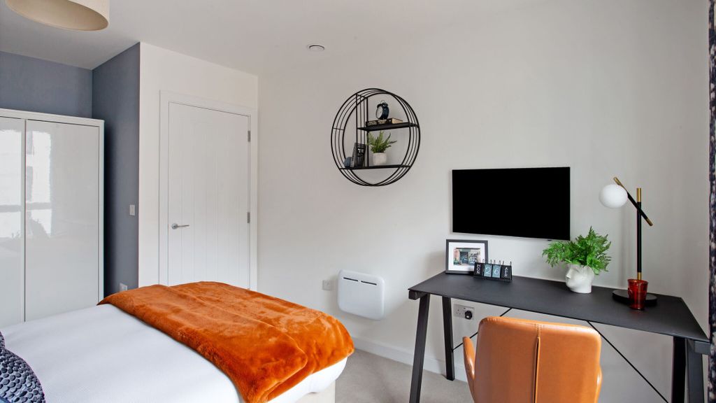 Property photo 2 of 10