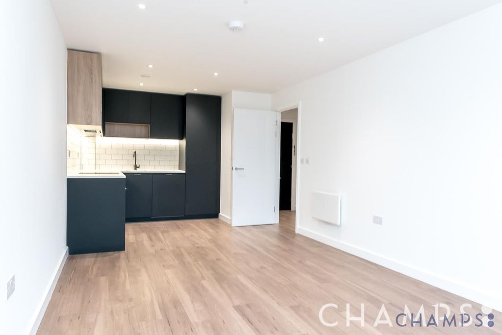 Property photo 1 of 13 1Bed -  Third Floor - 541 Sqft - 57 Fairbank House, Nw9 4Fh