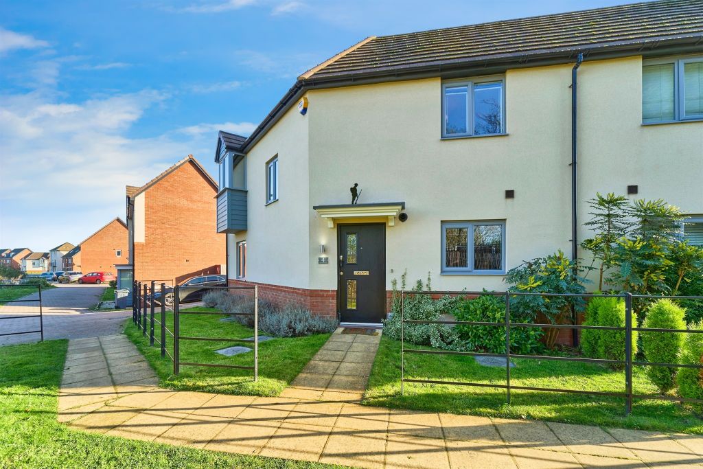 Property photo 1 of 17