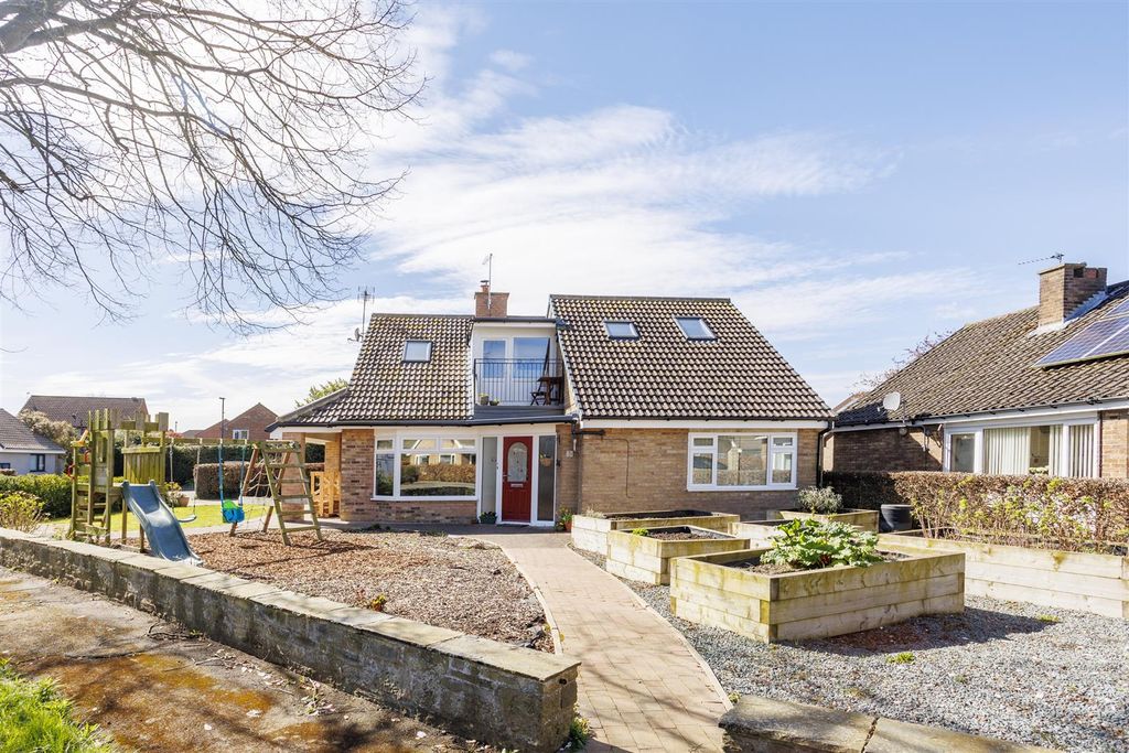 Property photo 3 of 36 26_The_Coppice_42.Jpg