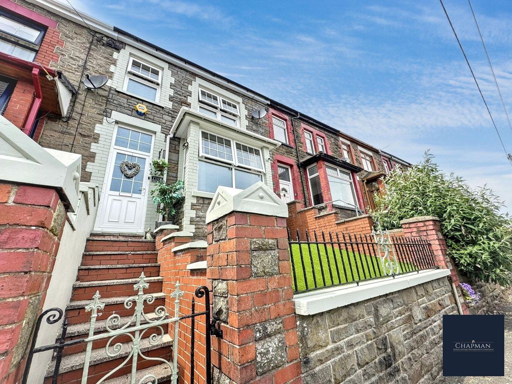 Property photo 1 of 25