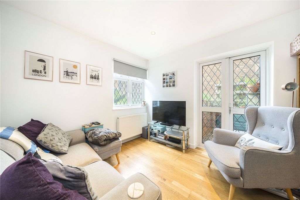 Property photo 2 of 8 Picture No. 06