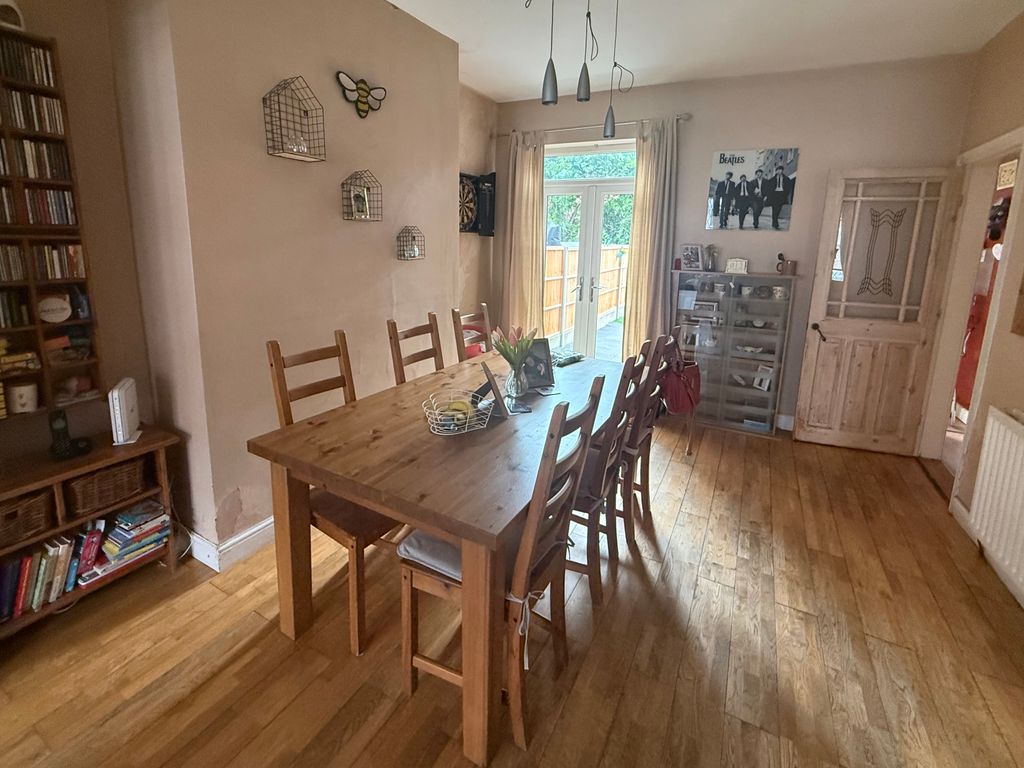 Property photo 3 of 14 Img_4113