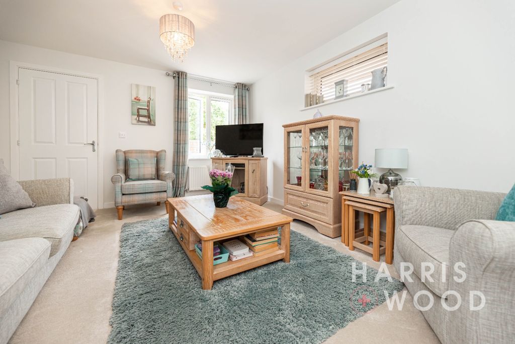 Property photo 2 of 31 4251452