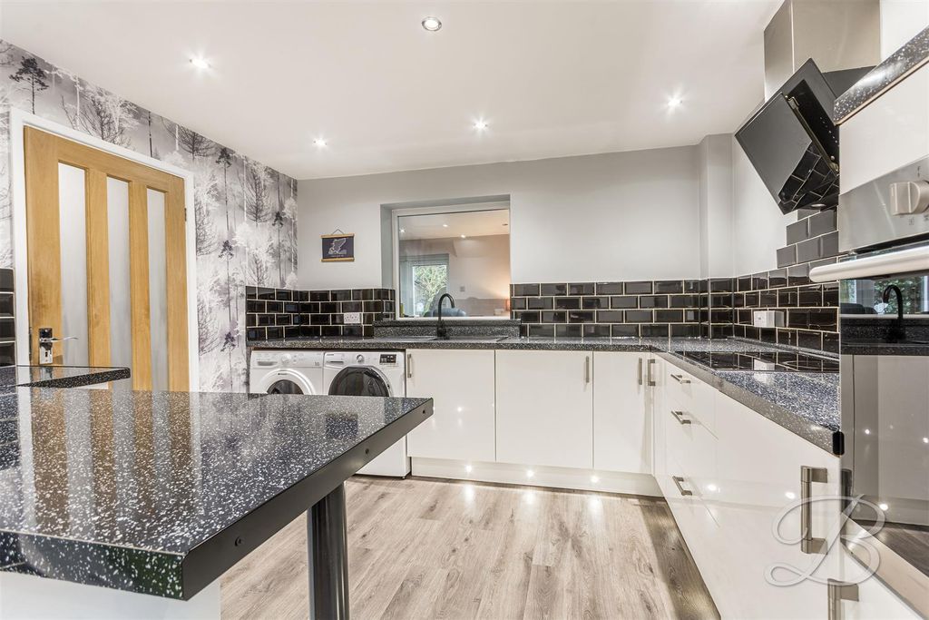 Property photo 3 of 26 Ccltd-21.Jpg