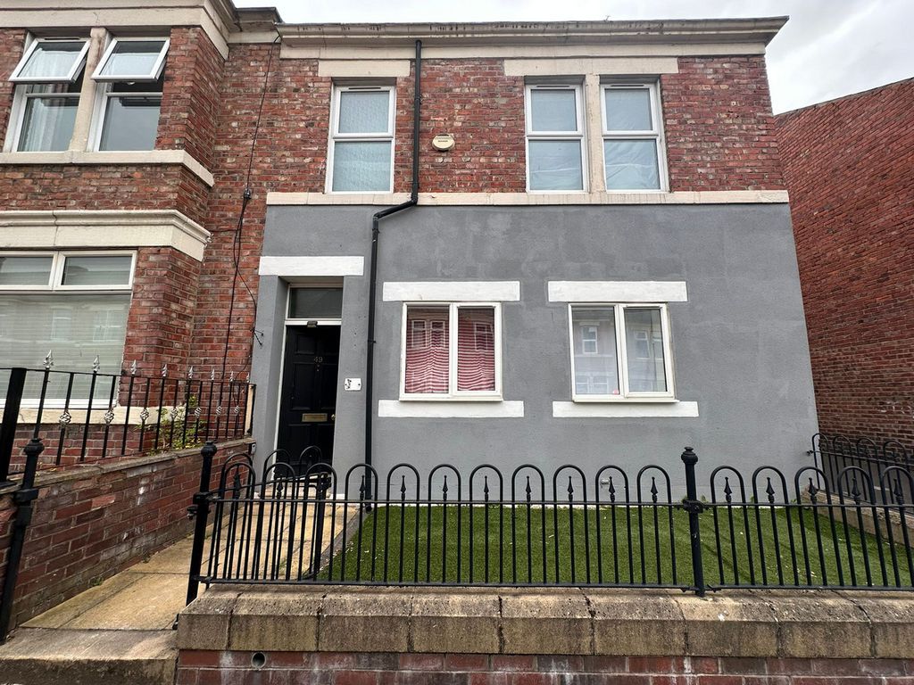 Property photo 1 of 1