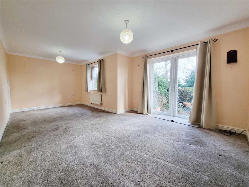 Property photo 3 of 14 Lounge Diner: