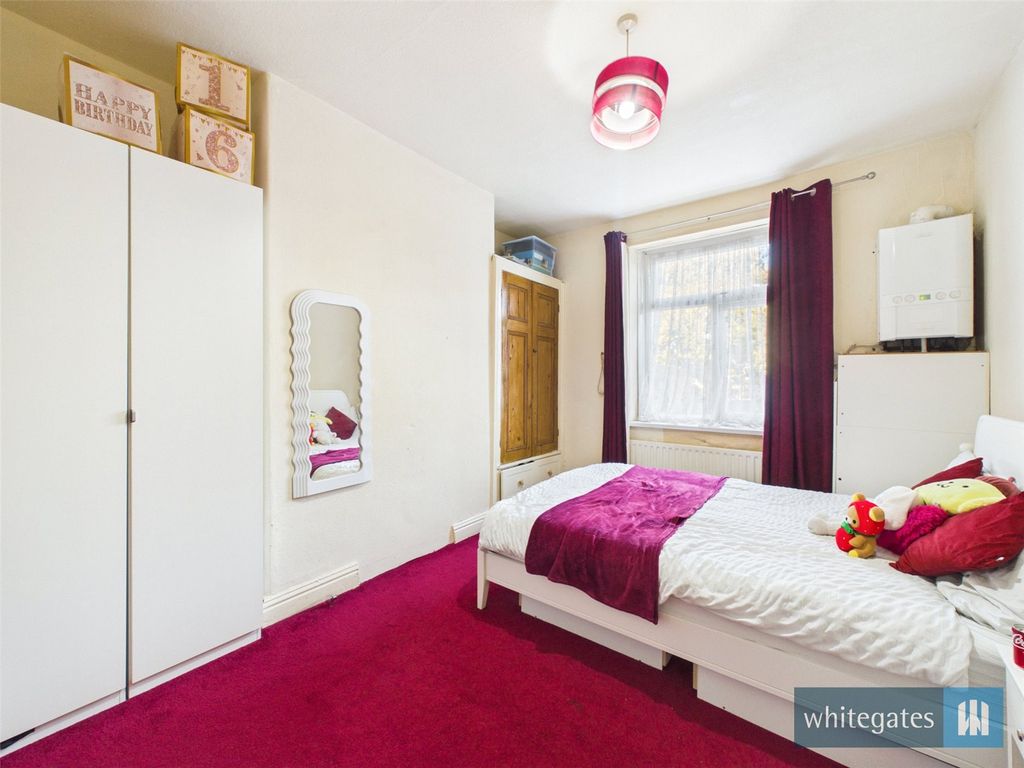 Property photo 3 of 11 Picture No. 15