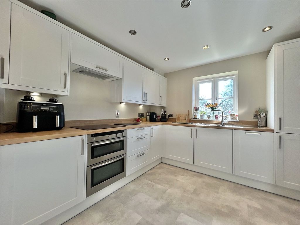 Property photo 3 of 10 Picture No. 03