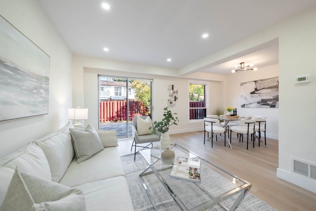 Property photo 2 of 29