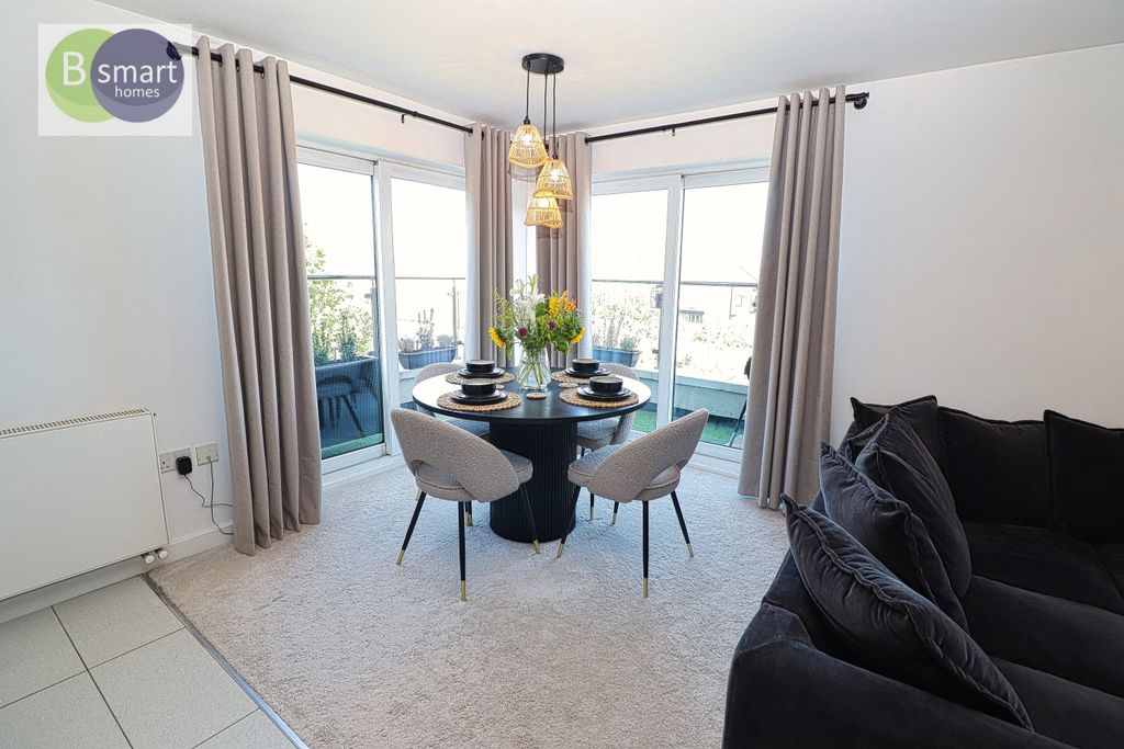 Property photo 3 of 15 Img_4642