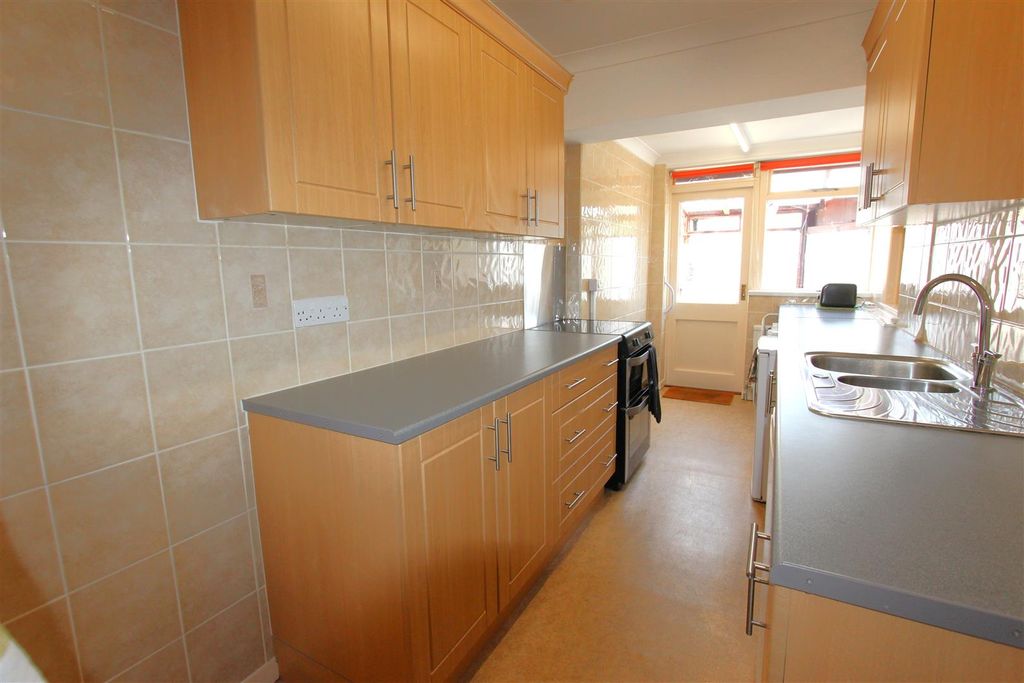 Property photo 3 of 18 3.Jpg
