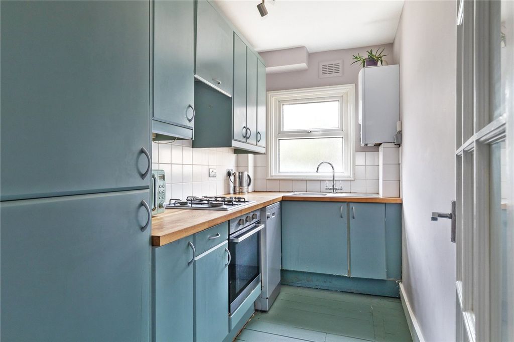 Property photo 3 of 12 Picture No. 09