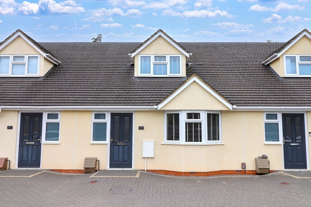 Property photo 3 of 23 Picture No. 24