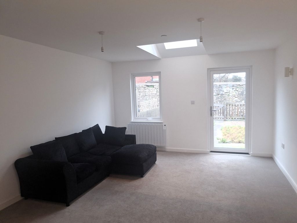 Property photo 3 of 15 Image 2