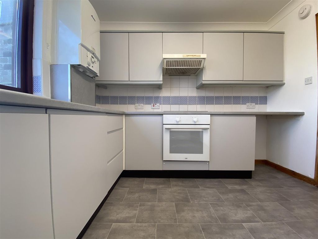 Property photo 3 of 12 3.Jpg