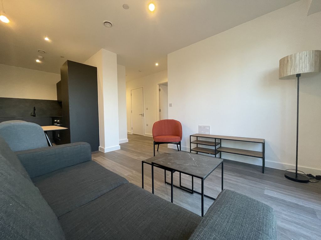 Property photo 3 of 9 Gallery