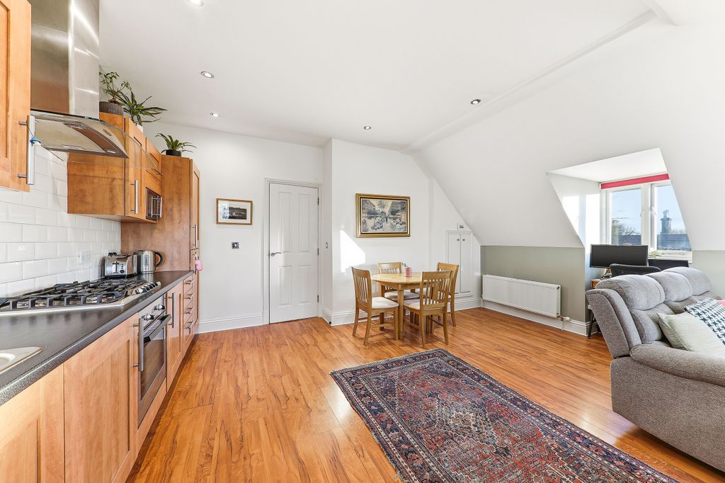 Property photo 2 of 10 Kitchen/ Diner