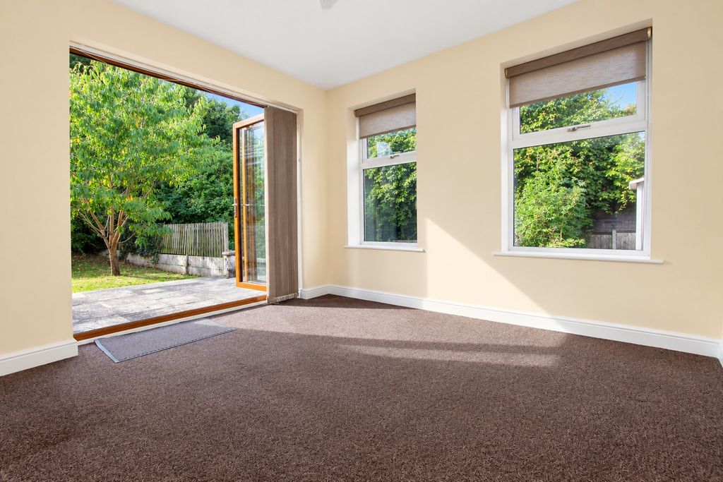 Property photo 3 of 15 5597153