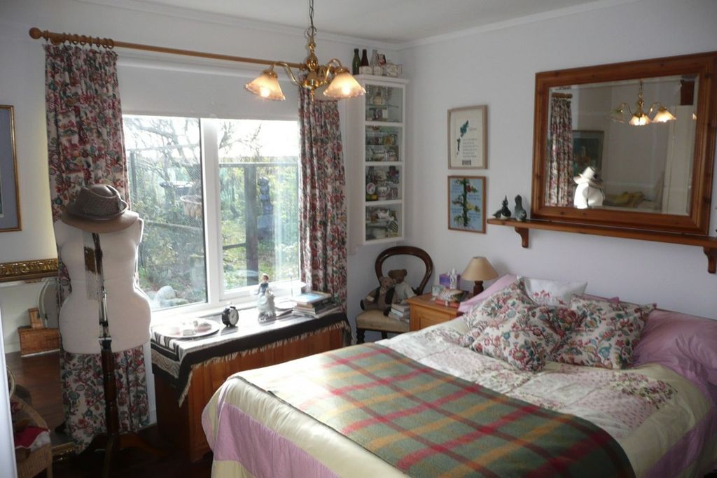 Additional image 4 of 3 bed detached bungalow for saleGriminish, Isle Of Benbecula HS7