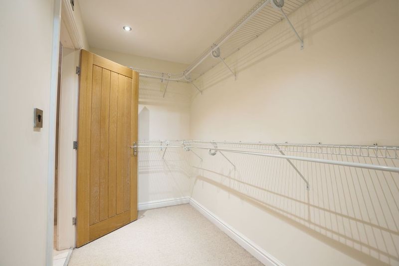 Property photo 2 of 48 Gallery