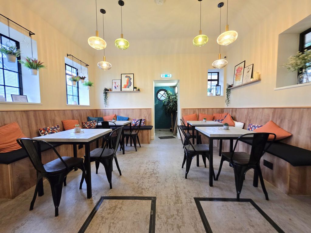 Property photo 2 of 8