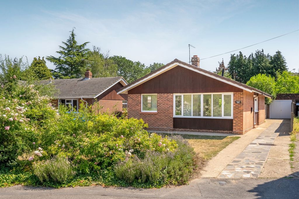 Property photo 1 of 11