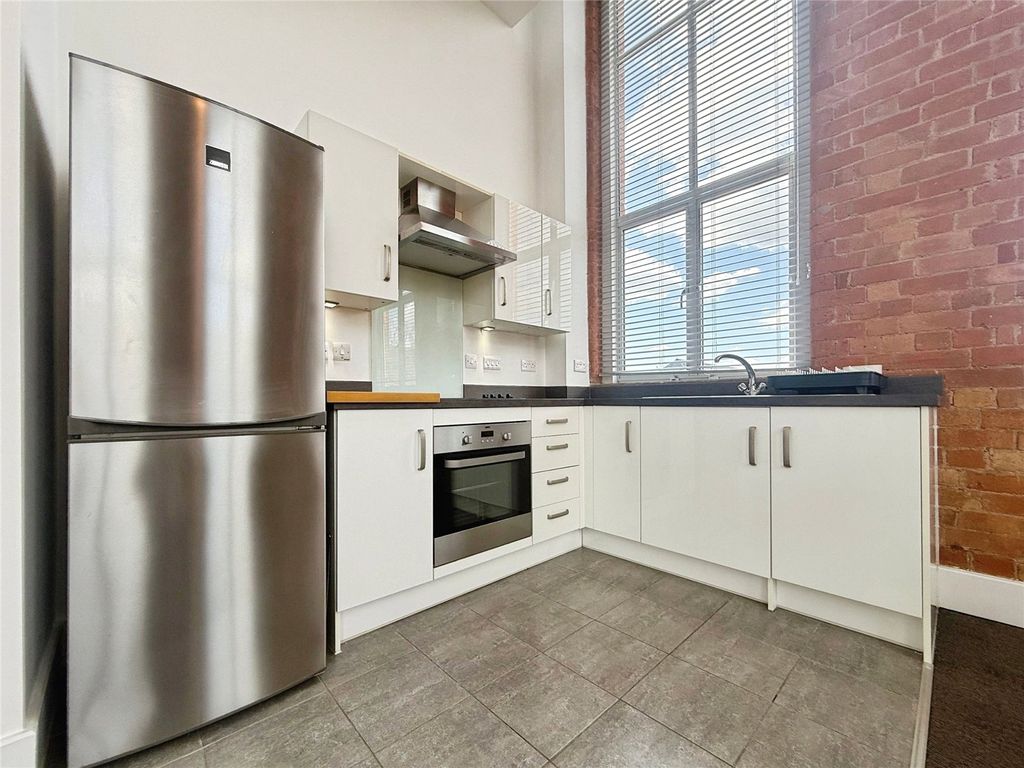 Property photo 3 of 11 Picture No. 06
