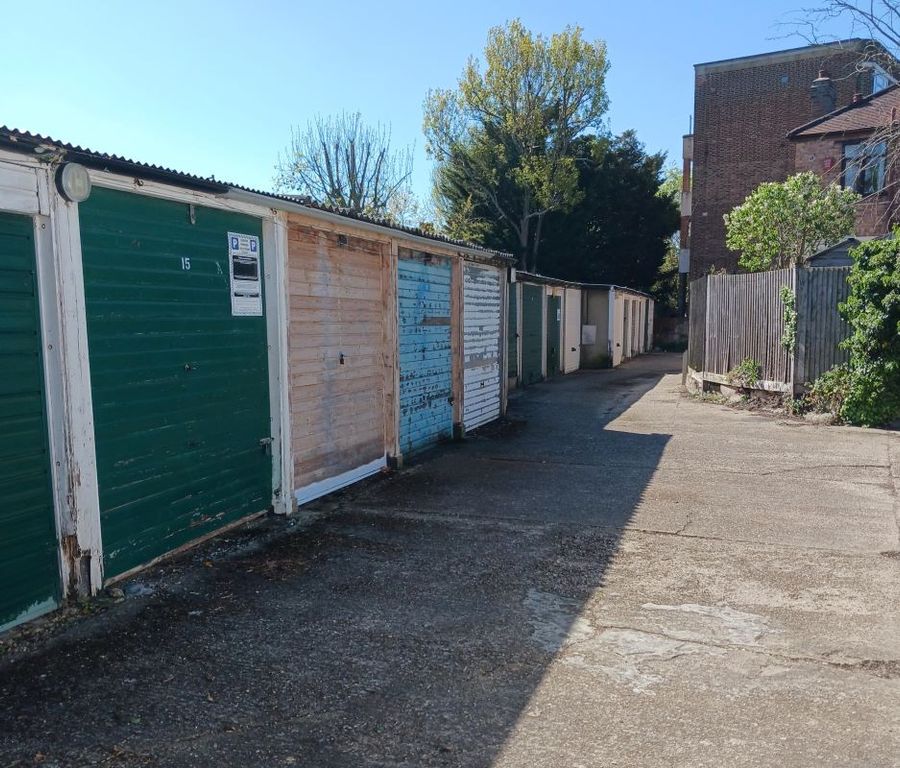Property photo 2 of 16