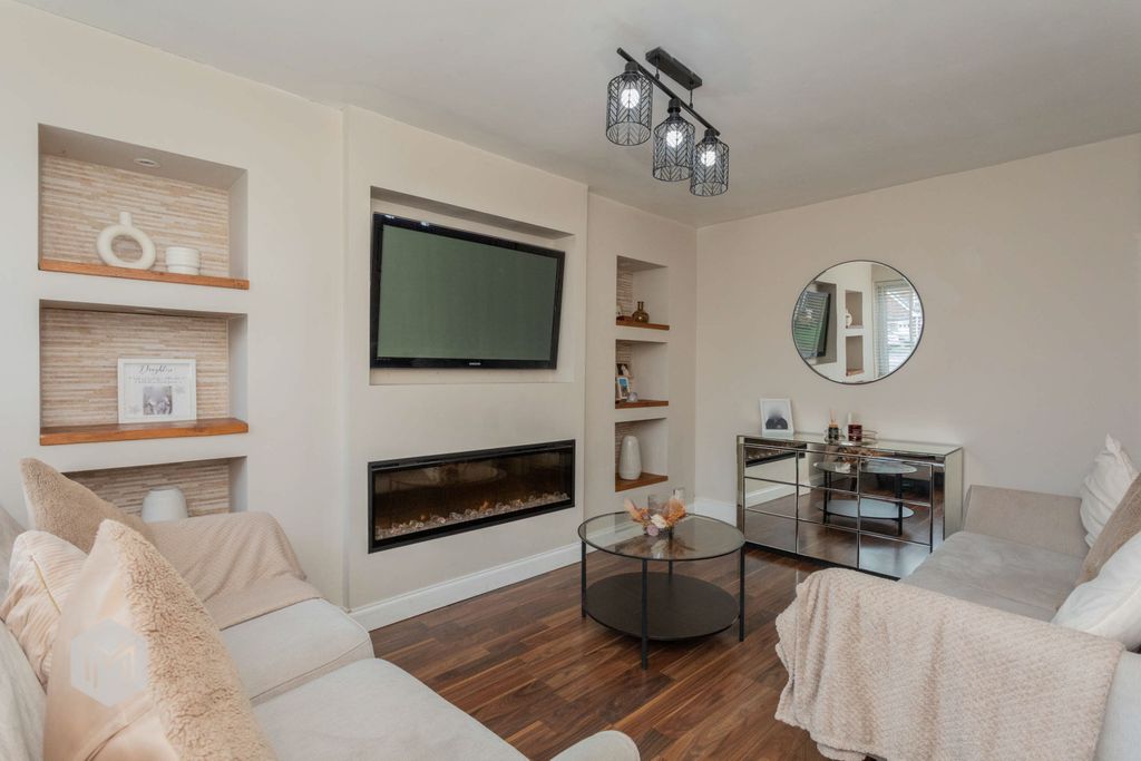 Property photo 3 of 34 Picture No. 29