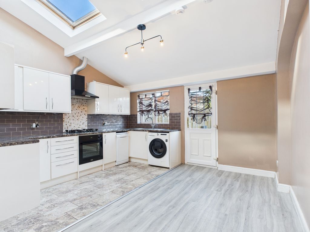 Property photo 2 of 15 Kitchen/Diner