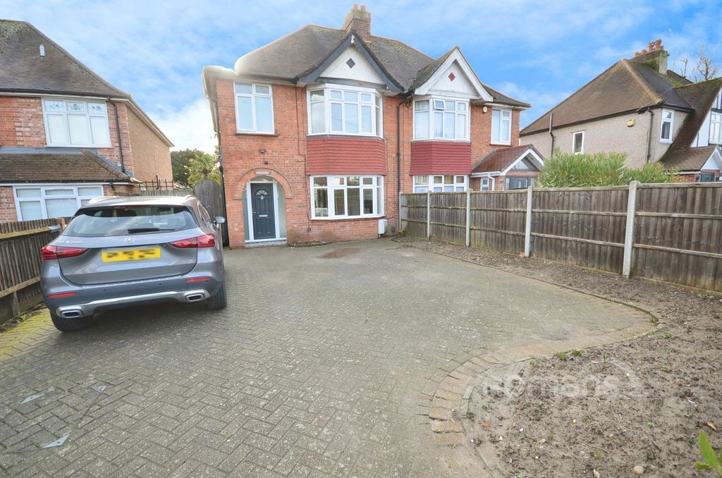 Property photo 1 of 17 Pbox-Img.Jpg